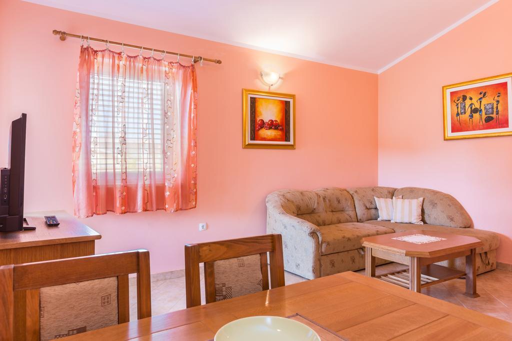 Apartments Villa Orange Μεντουλίν Εξωτερικό φωτογραφία