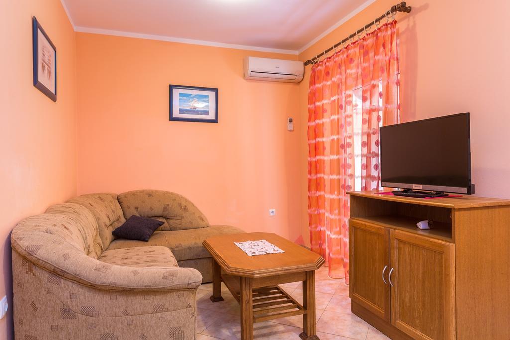 Apartments Villa Orange Μεντουλίν Εξωτερικό φωτογραφία